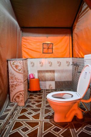 SNOW TRAILS CAMP